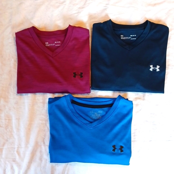 Under Armour Other - 3 men's Under Armour V-neck T-shirts